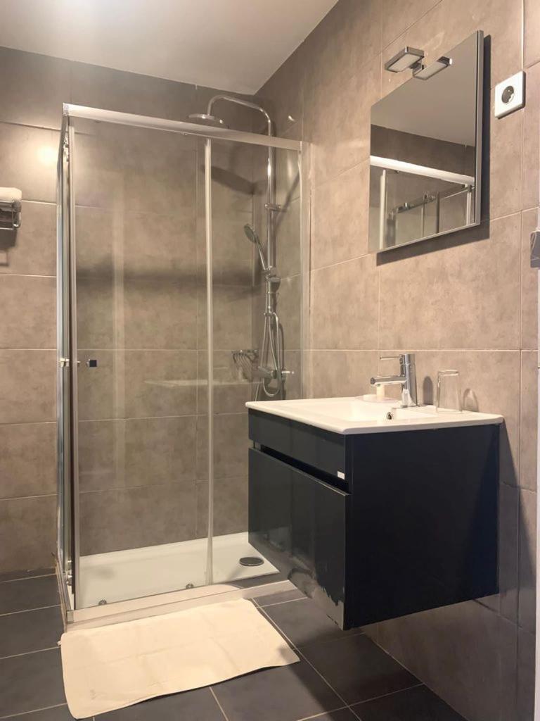 Hotel Nina Дакар Екстериор снимка